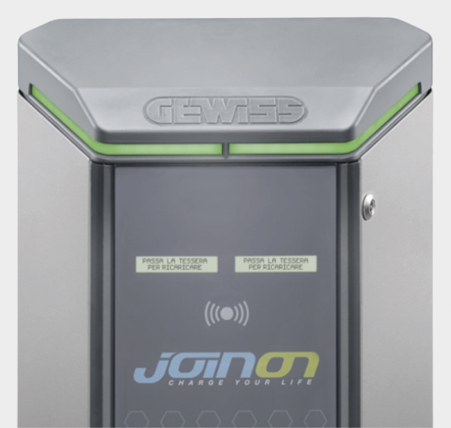 item-images-PUNIONICA ZA ELEKTRIČNA VOZILA I-ON RFID 2x22kW 2xT2S IP55 GWJ1003R-